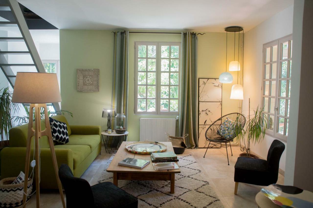 Chambres d'hôtes Les Baumes Saint-Quentin-la-Poterie Extérieur photo